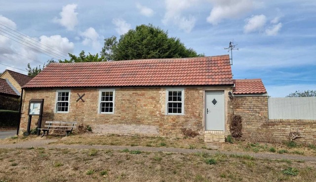 Outbuilding with views of river, St Ives, Cambridgeshire