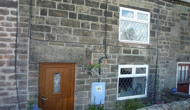 OWL COTTAGE cosy 2 BEDROOM cottage perfect for walks and relaxing, dog friendly