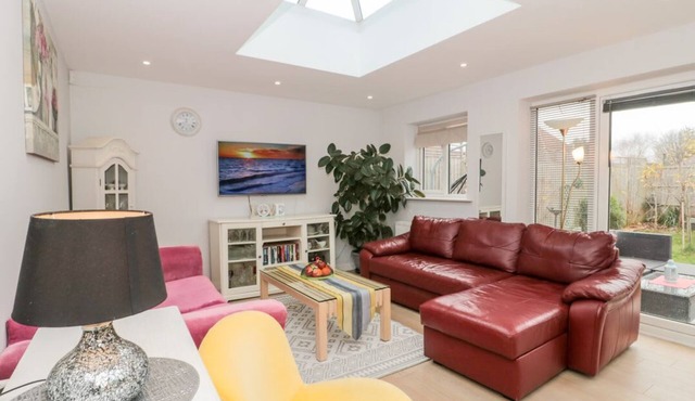 Paradise Villa, Highcliffe