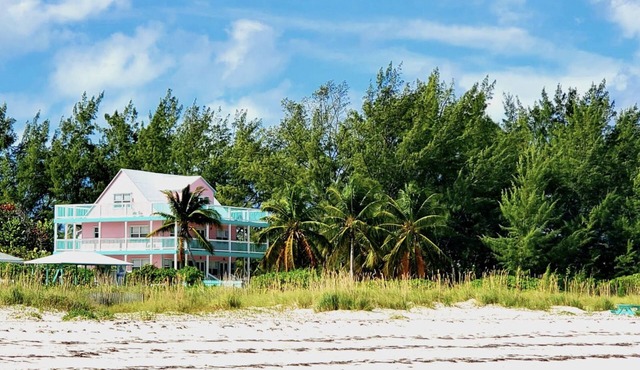 Paradiso Oasis - Beautiful Beachfront Oasis on Secluded Island in the Bahamas!