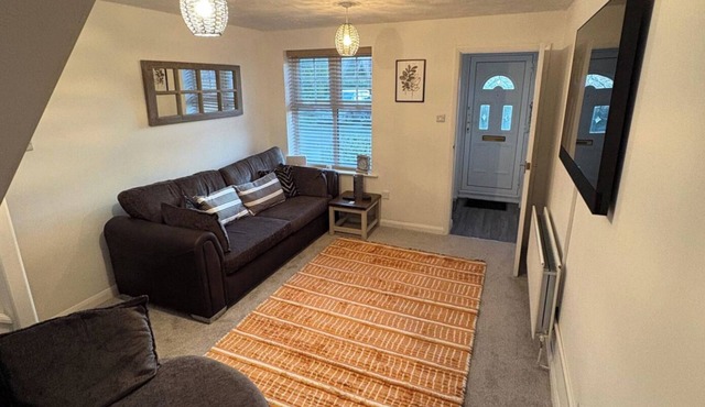 Park House Sleeps 4 with Enclosed Garden