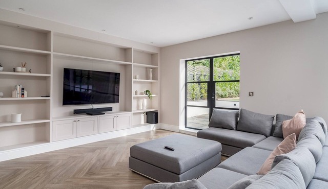 Pass the Keys | Luxury 4 Bedroom home with large garden