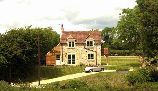 Peaceful, scenic,cosy cottage near Wells and Frome