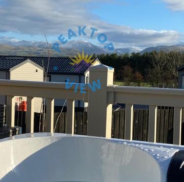 Peaktop View with Hot Tub near Cockermouth