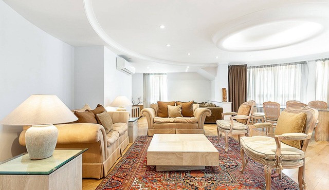 Penthouse with Terrace on Maida Vale Border