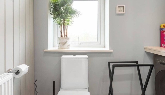 Perfect Home for Trades or Small Families