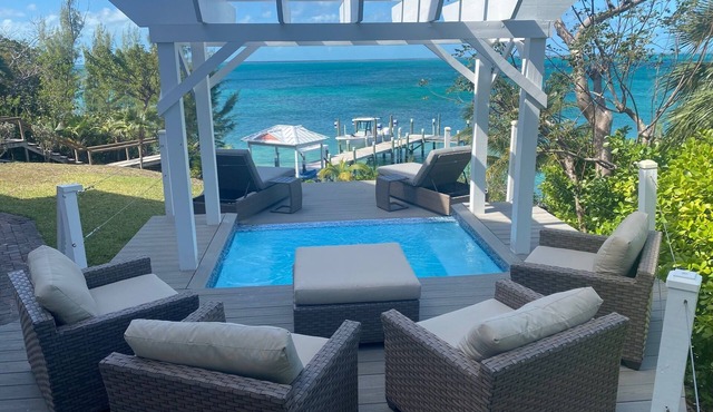 Perfect Vacation Home. Private Dock, Plunge Pool, Ice Maker, 30kw Generator