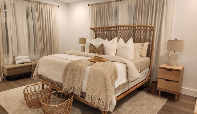 Pet-Friendly 3BR Mediterranean Spa-Inspired Retreat for Groups, Couples and More