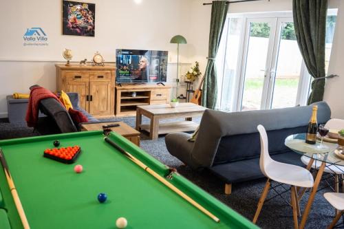 Pines Villas 1, Three Spacious 3BR Homes, Perfect for Groups