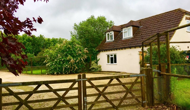 Pond House Cottage