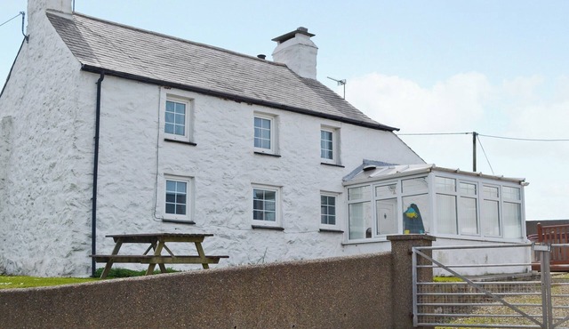 Porth Cormon Farmhouse
