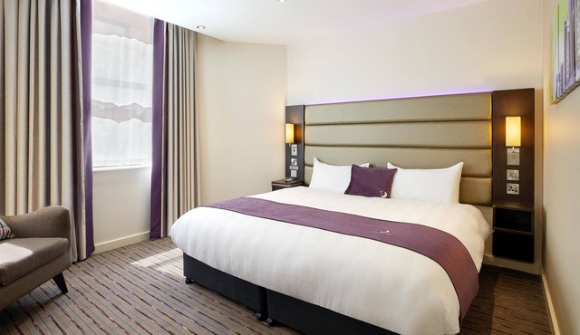 Premier Inn St. Neots - Colmworth Park