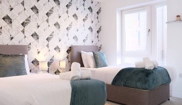 Prime Location 4 Bedroom 3.5 Bath House - Sleeps 8