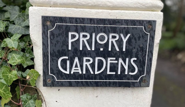 Priory Gardens - Birkdale - 2 Bed