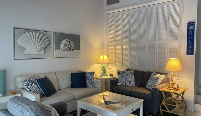 Private 2 Bed Villa Paradise Island, Near Atlantis!