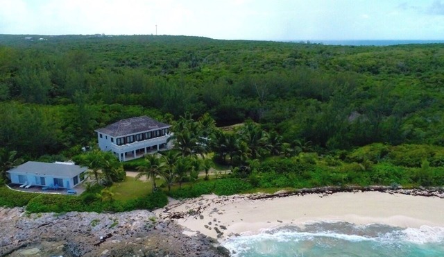 Private Beachfront Home w/Pool, Solar, Banks Rd, Walk to Restaurants