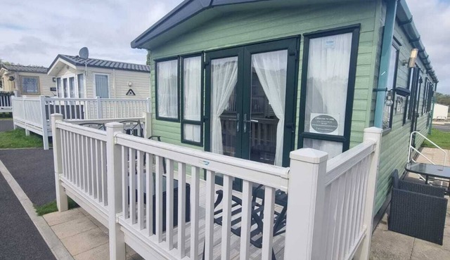 Private Caravan to Hire - Marton Mere Haven Holiday Village