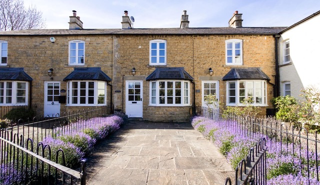 Private Location in Bourton | Two Private Parking