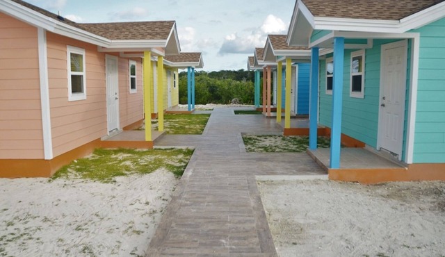 Private One Bedroom Cottage- Bonefish Creek
