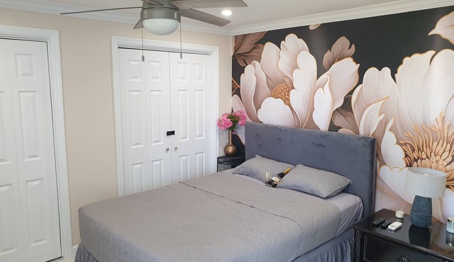 Private, Peaceful, & Cozy, with a view and access to the ocean.