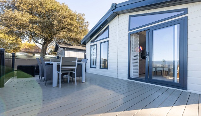 'Quayside' - A lodge with a view on Sandhills Holiday Park