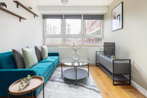 Radiant 1 Bed Apartment in Battersea