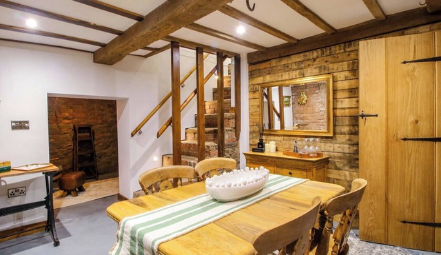 Raven Lane Retreat