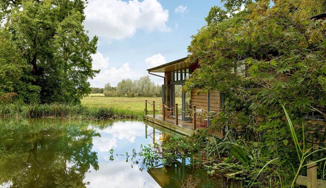 Riverside Lodge and Camping Pod in the New Forest