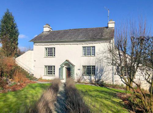 Roger Ground House