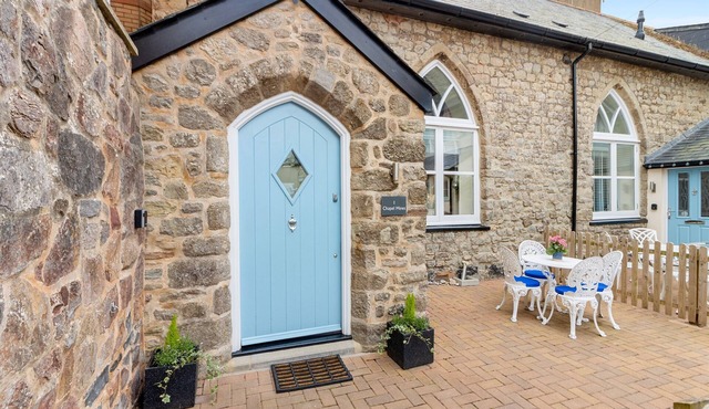 Romantic Cosy Seaside Cottage in Central Sidmouth With Free Parking