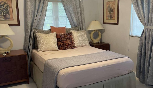 "Romantic or Solo, Find Your Perfect Private Escape in Beautiful Freeport, Baha