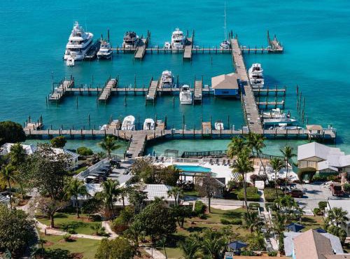 Romora Bay Resort & Marina