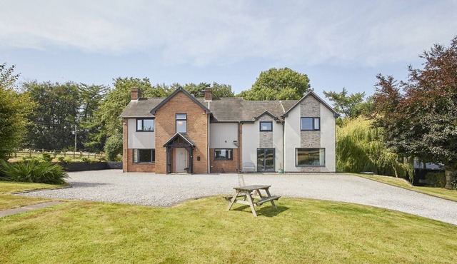 Rook Hall Farm, Newcastle-Under-Lyme