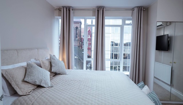 Royal 2 Bedroom Apartment