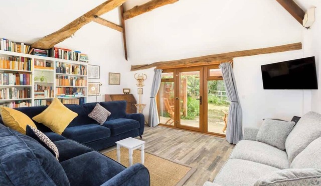 Rural, Self-Contained 1Bed, The Writer's Retreat