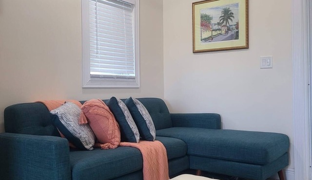Safe Haven Cottage near Albany!