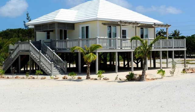 Sand Dollar Cottage by Eleuthera Vacation Rentals