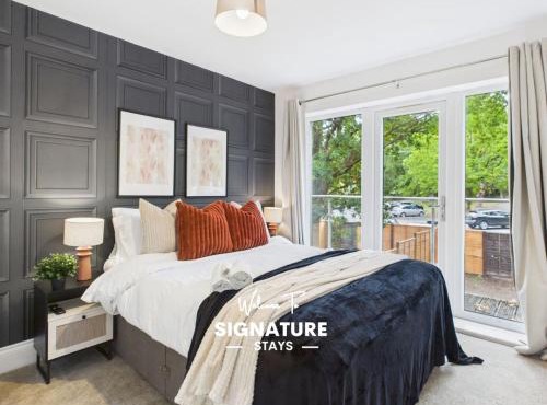 Saxon Way Home by Signature Stays - Leisure Centre - Pool & Spa - Parking
