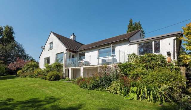 SCARSDALE, pet friendly, luxury holiday cottage in Crosthwaite