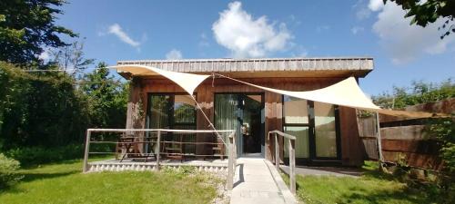 Seadom House