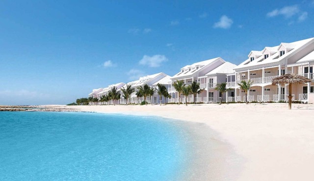 Searenity, a haven of peace combining luxury and serenity, private beach 3 minutes away.