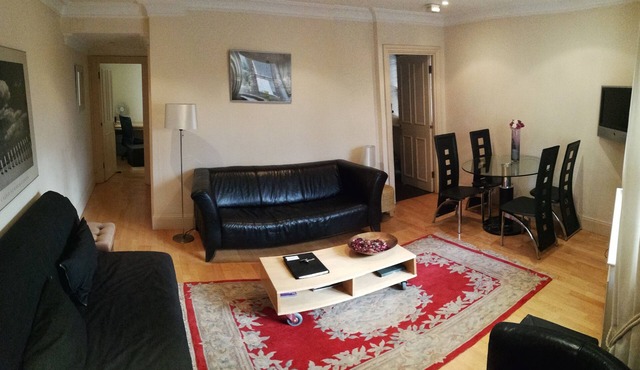 Self Contained Luxury Apartment for 4 People - Double Bed and King Sofa Bed