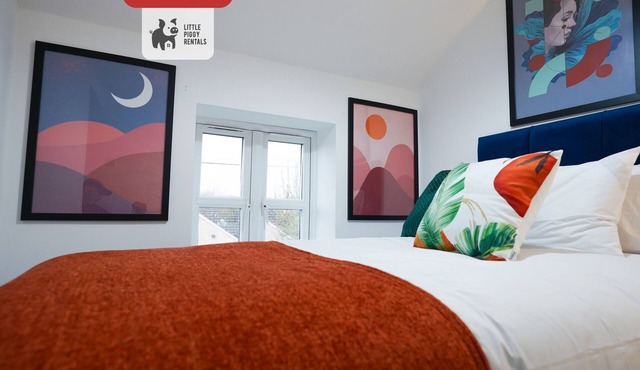 Serene 3BR Cottage Escape: Parking, Kitchen, Wi-Fi