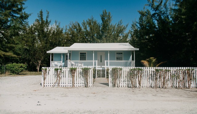 Serenity Cottage at Casuarina Point
