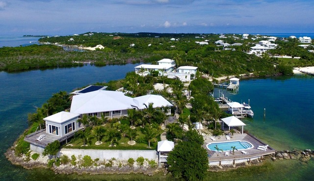 Serenity on its Peninsula– Private Estate on Elbow Cay, Abaco, Bahamas