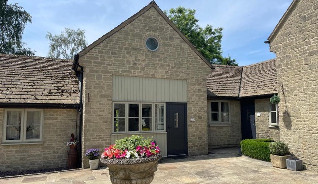 Sherbourne Cottage, Seven Springs Cottages