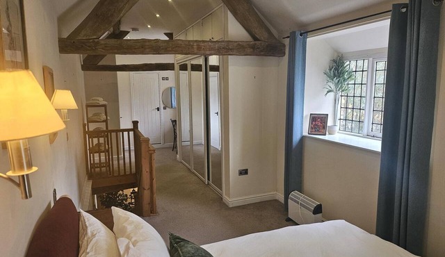 Snug Double Room (The Bank)