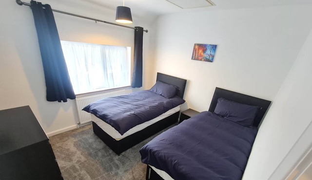 Spacious 2 Bed House- Sea View - Brighton