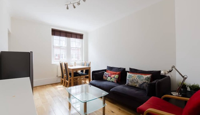 Spacious 2BD Flat by the British Museum