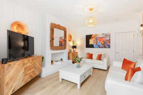 Spacious 4 bed/2 bath house with garden near Canary Wharf